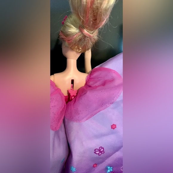 2008 Fairy-tasic Barbie - Picture 6 of 13